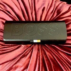 HUGO BOSS 61mm SUNNIES